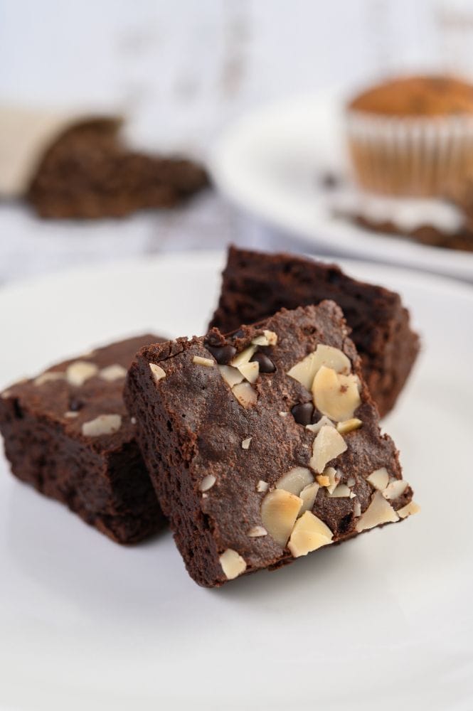 brownies keto con nueces